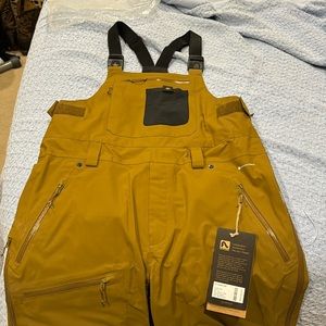 Men’s brand new ski bibs